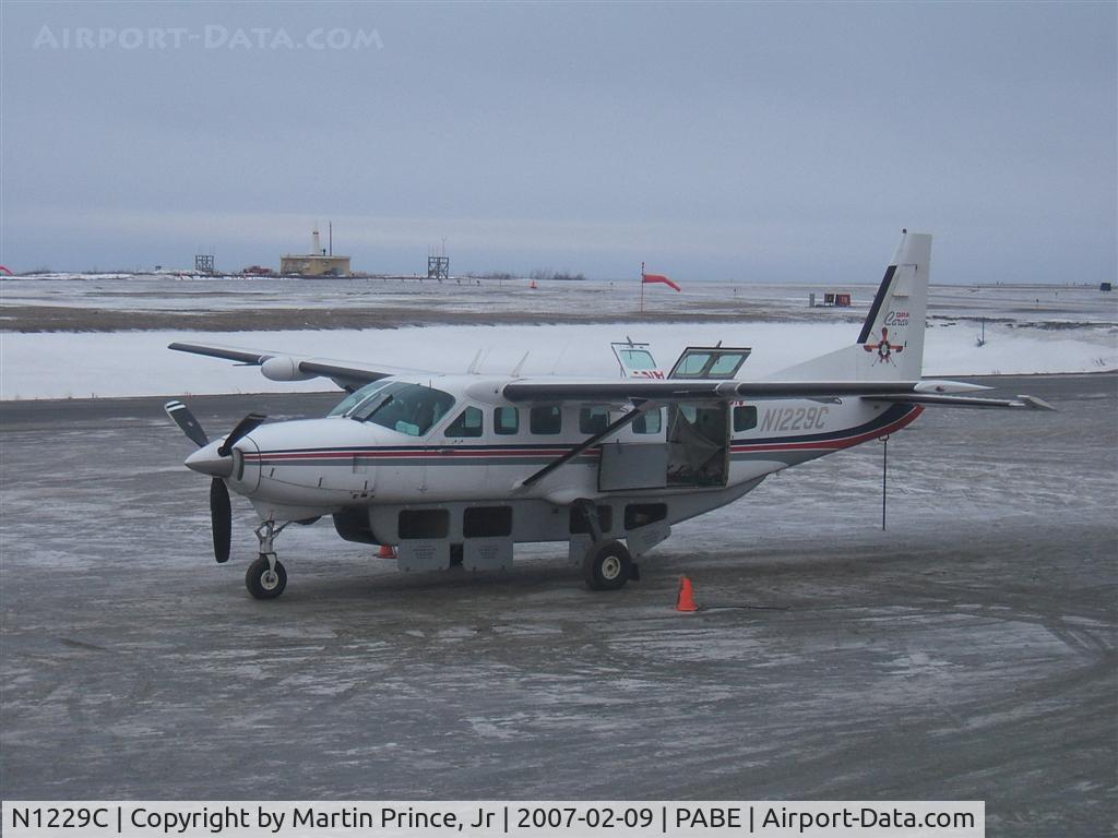N1229C, 1996 Cessna 208B Grand Caravan C/N 208B0589, Ready for flight, Grant Aviation Bethel