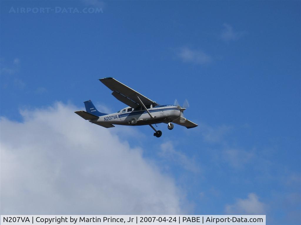 N207VA, 1975 Cessna 207 C/N 20700291, approach to Bethel