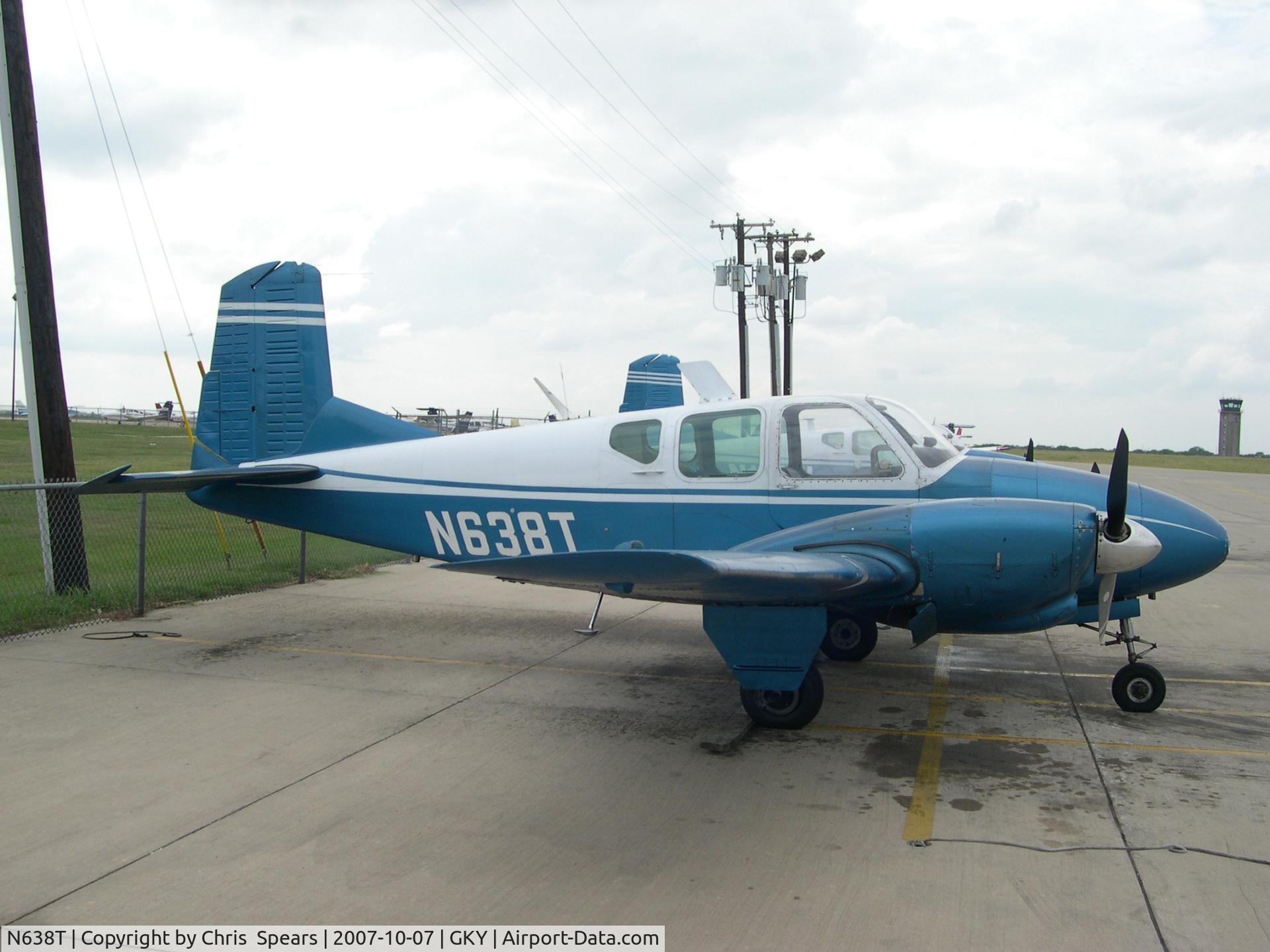 N638T, 1959 Beech 95 C/N TD-205, Sitting idle on the line at GKY