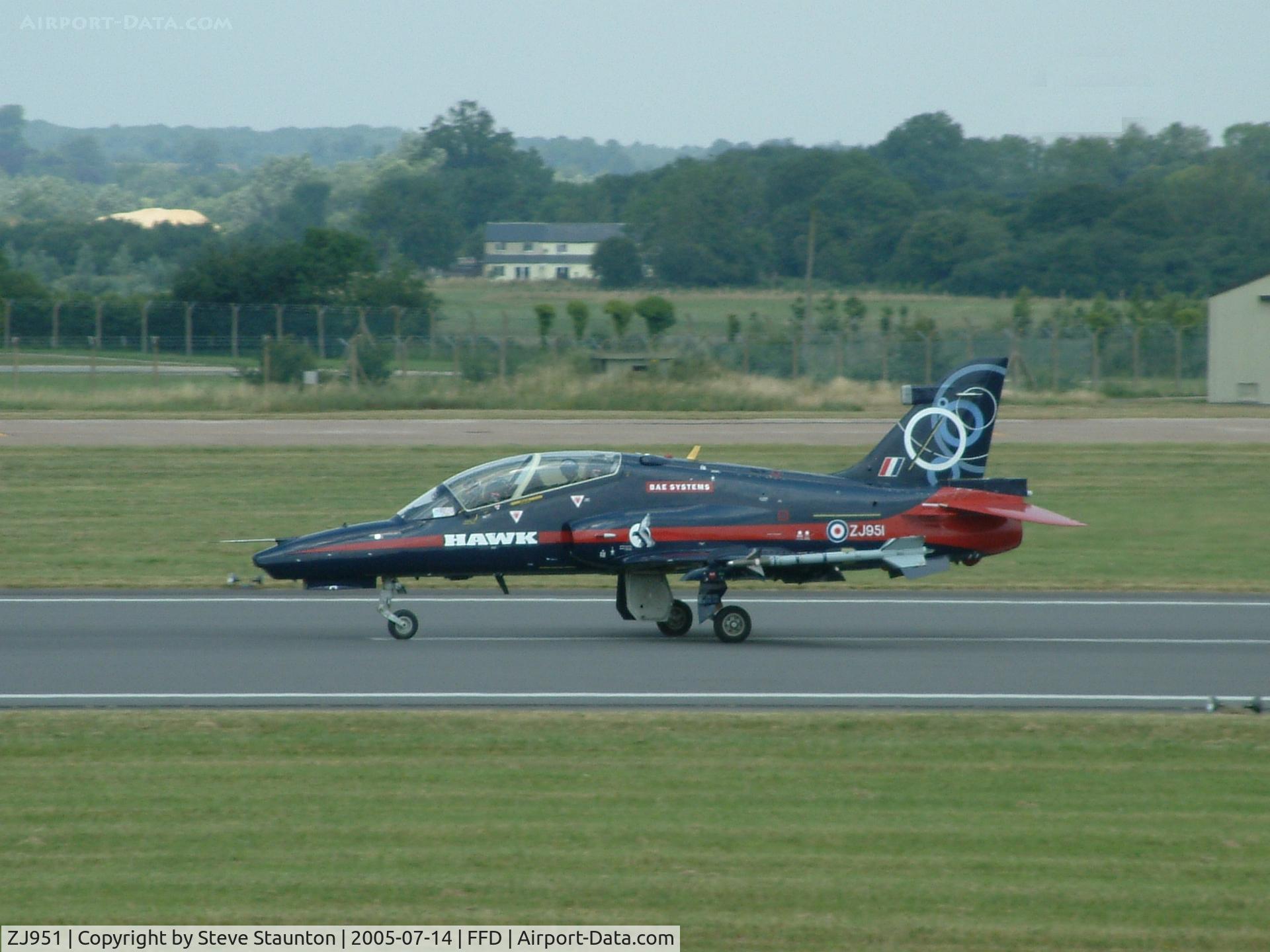 ZJ951, 2002 British Aerospace Hawk 120D C/N DT036/ZD001/1236, Royal International Air Tattoo 2005
