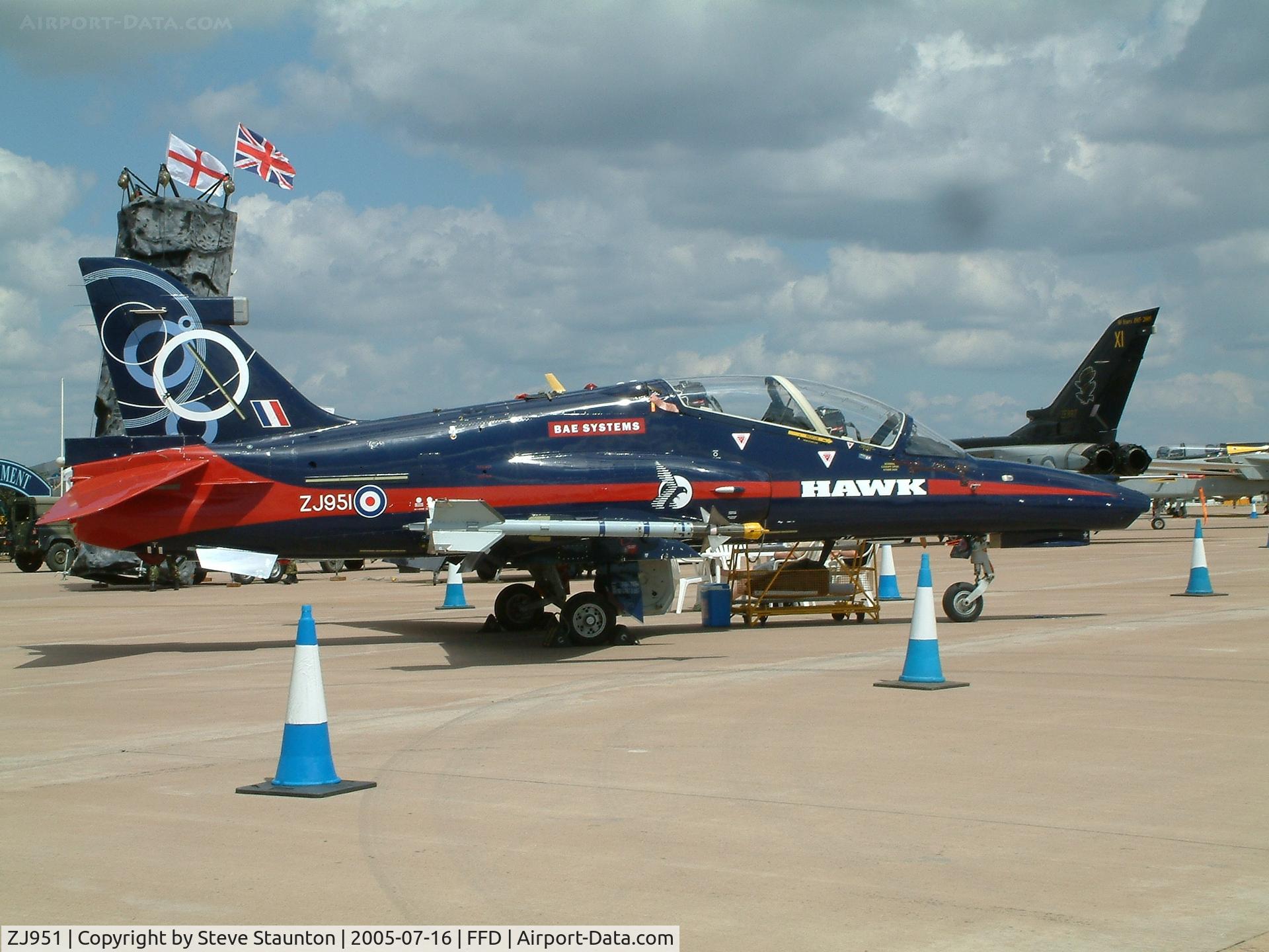 ZJ951, 2002 British Aerospace Hawk 120D C/N DT036/ZD001/1236, Royal International Air Tattoo 2005