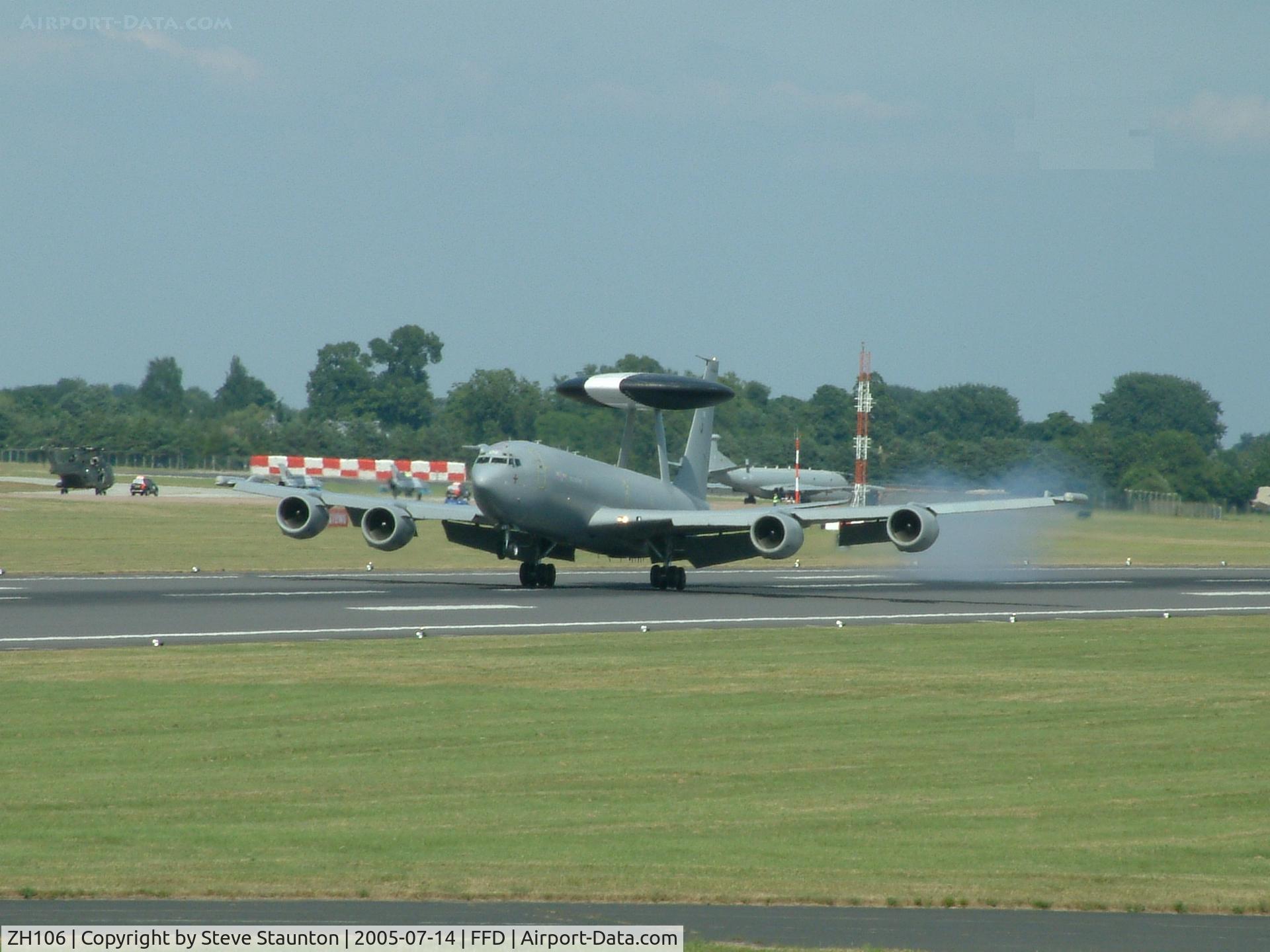 ZH106, 1991 Boeing E-3D Sentry AEW.1 C/N 24114, Royal International Air Tattoo 2005