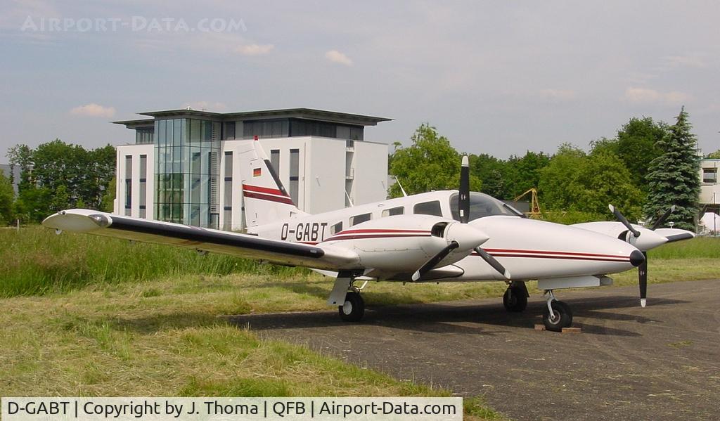 D-GABT, Piper PA-34-220T Seneca III C/N 34-8333098, Piper PA-34-220T Seneca III