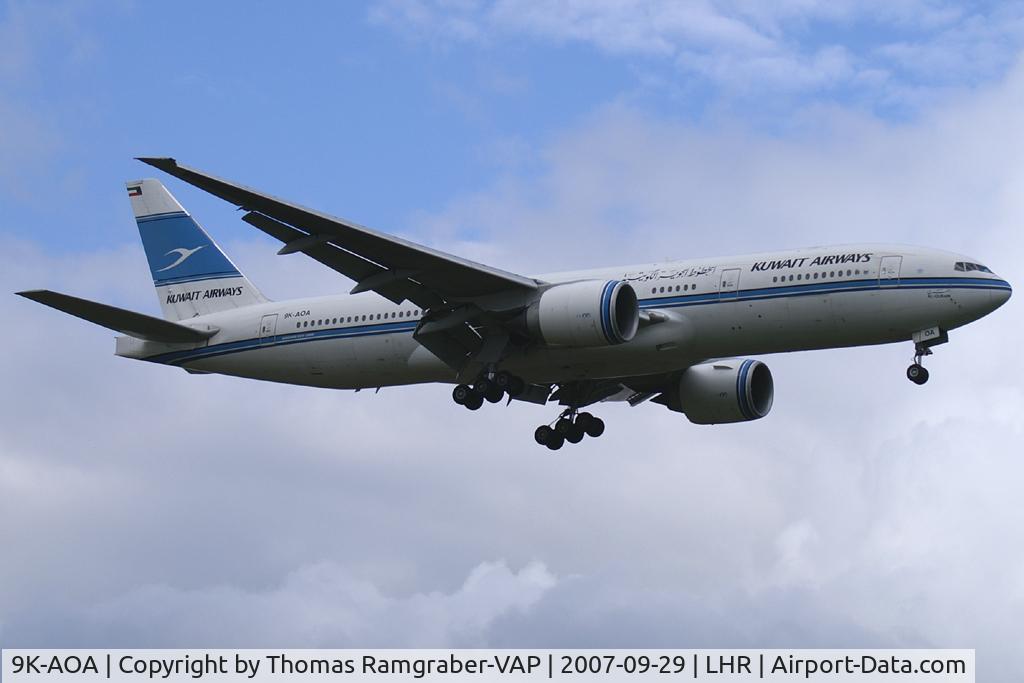 9K-AOA, 1998 Boeing 777-269/ER C/N 28743, Kuwait Airways Boeing 777-200