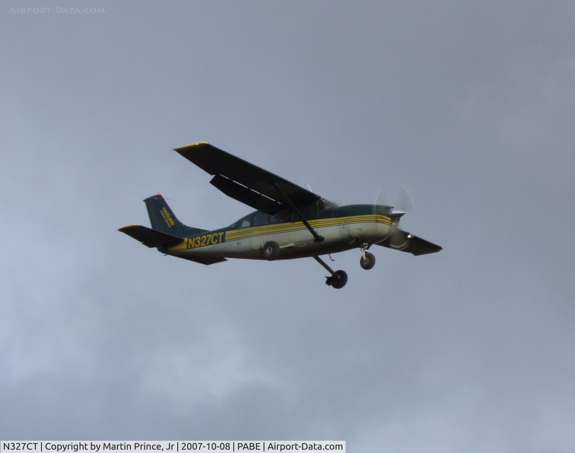 N327CT, 1979 Cessna 207A C/N 20700535, Hageland Aviation C207 final to Bethel