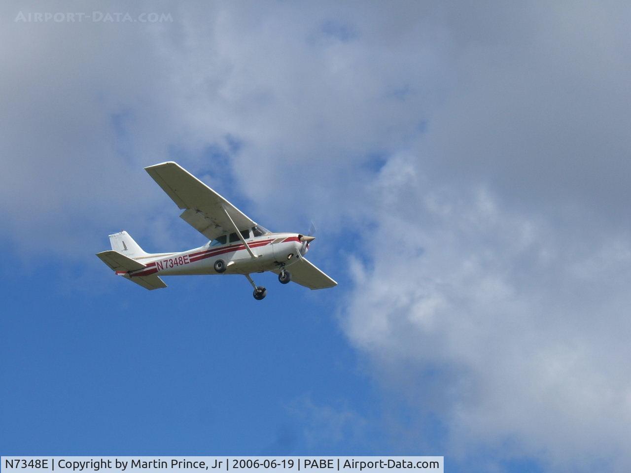 N7348E, 1978 Cessna 172N C/N 17272091, final to Bethel