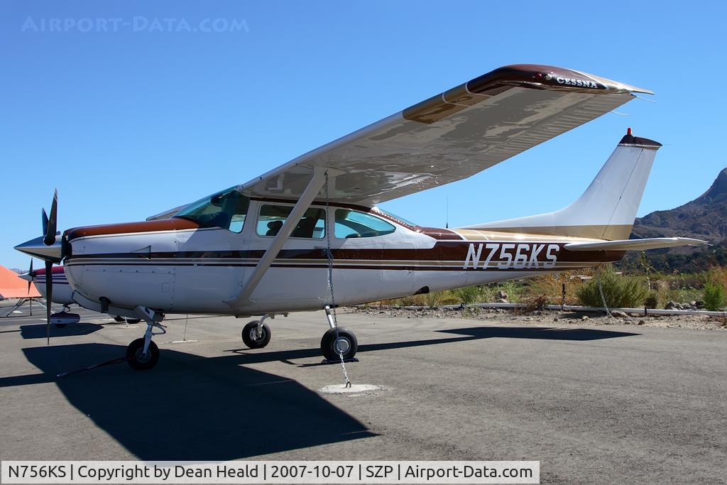 N756KS, 1979 Cessna TR182 Turbo Skylane RG C/N R18201096, 1979 Cessna TR182 N756KS parked on the ramp.