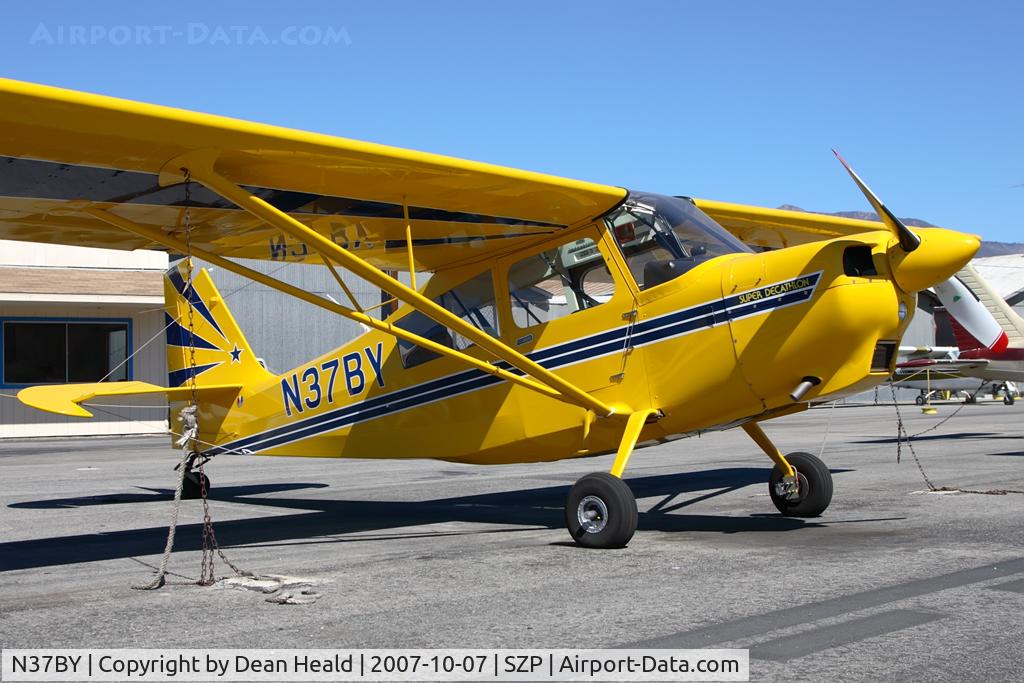 N37BY, 2004 American Champion 8KCAB Super Decathlon C/N 951-2004, A very nice 2004 American Champion Aircraft 8KCAB Super Decathlon parked on the ramp.