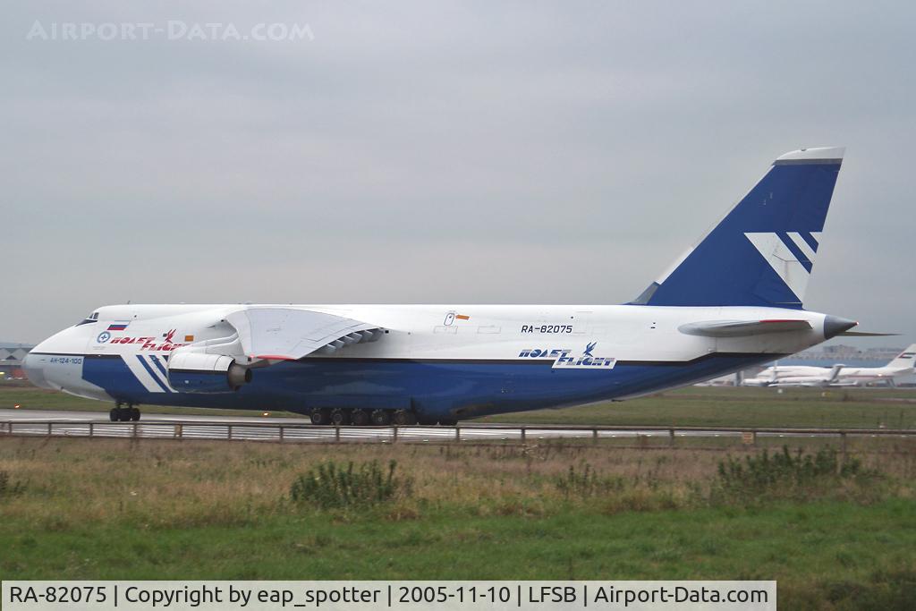 RA-82075, 1994 Antonov An-124-100 Ruslan C/N 9773053459147, departing to Japan with a load of 120 tons 