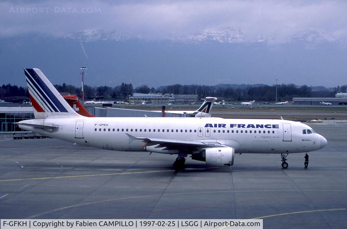 F-GFKH, 1989 Airbus A320-211 C/N 0061, Air France
