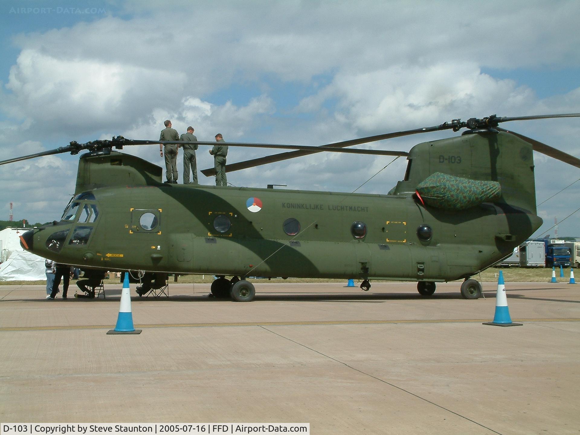 D-103, 2004 Boeing CH-47D Chinook C/N M.4103, Royal International Air Tattoo 2005