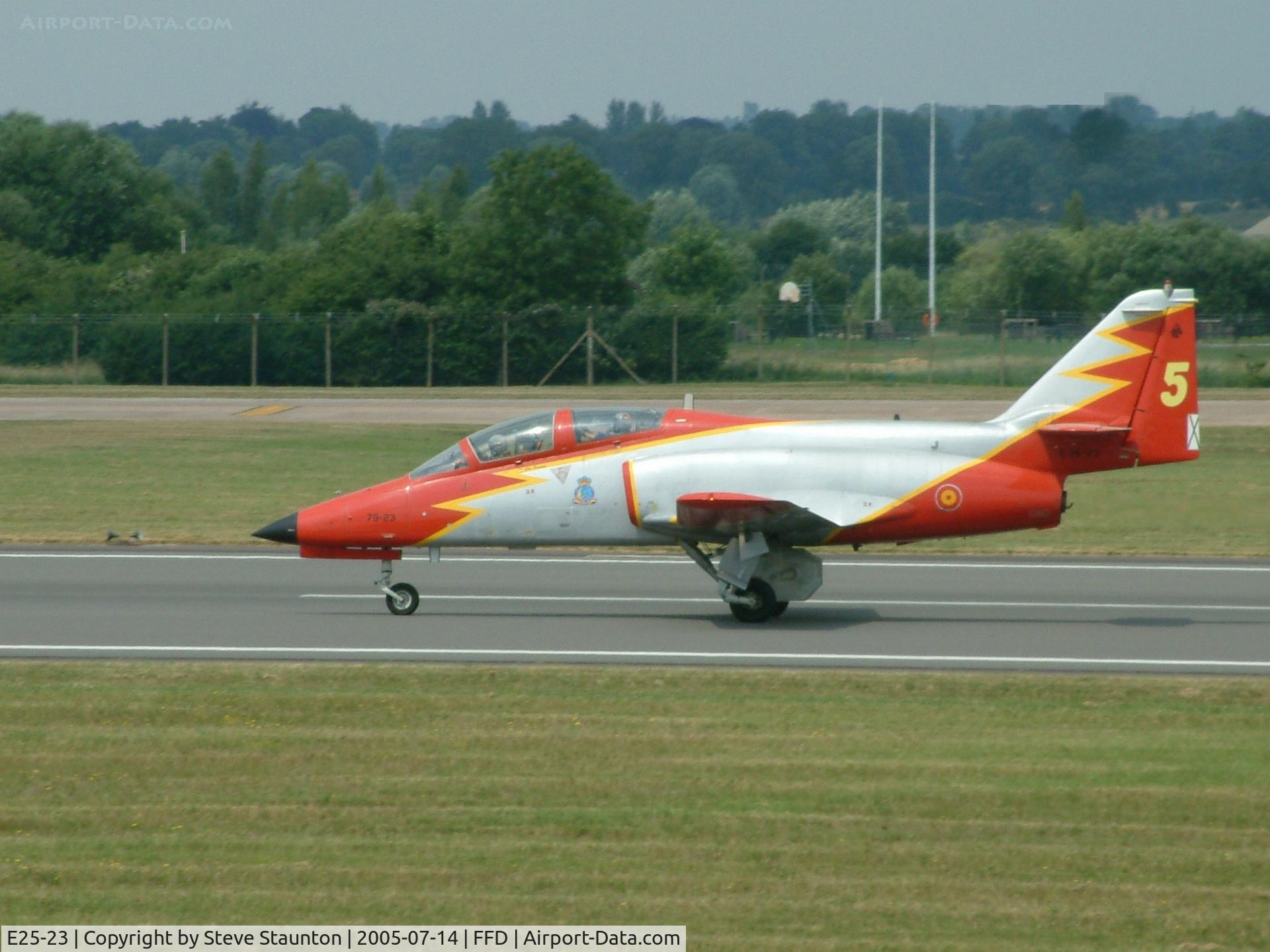 E25-23, CASA C-101EB Aviojet C/N EB01-23-023, Royal International Air Tattoo 2005