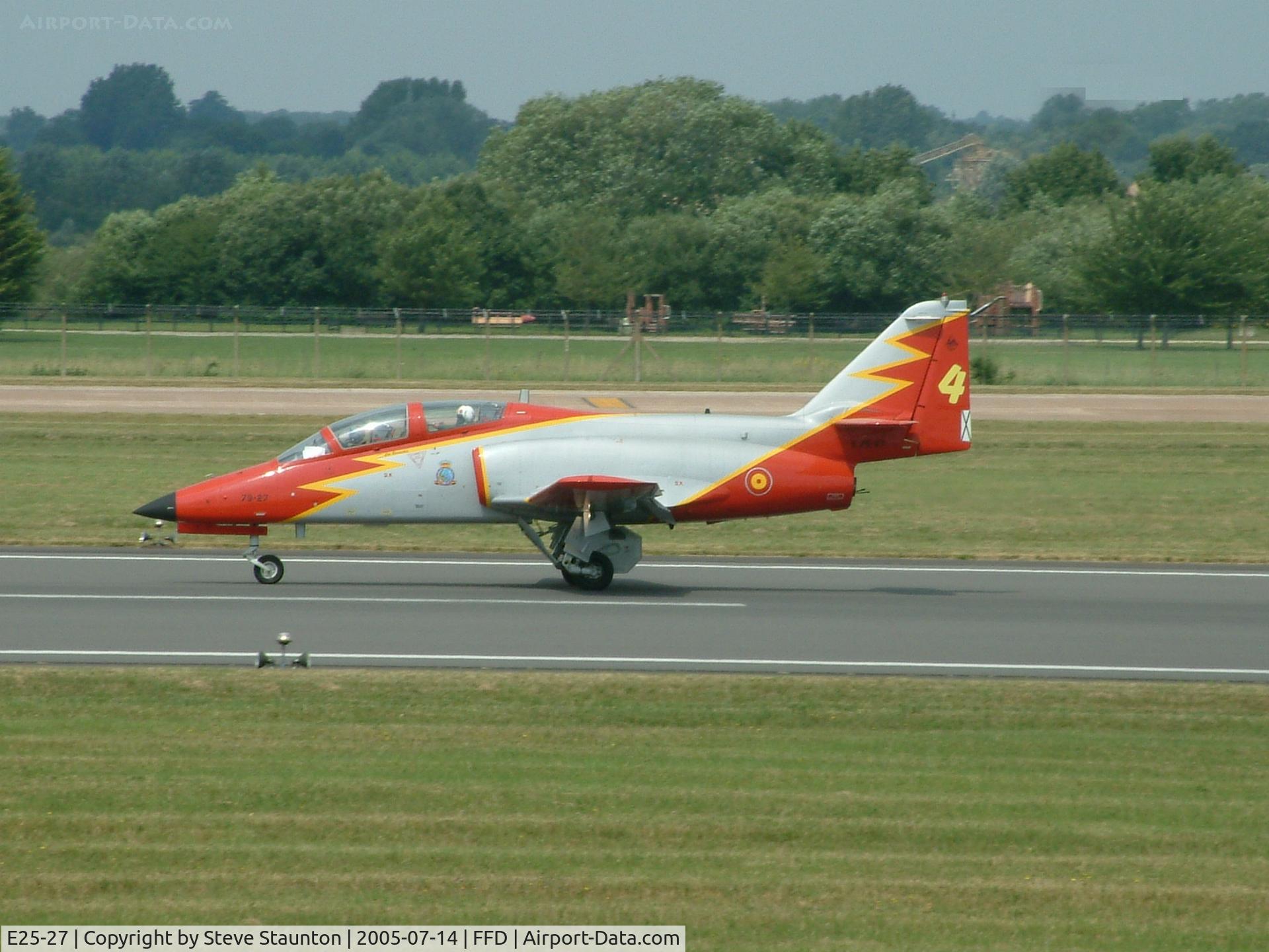 E25-27, CASA C-101EB Aviojet C/N EB01-27-027, Royal International Air Tattoo 2005