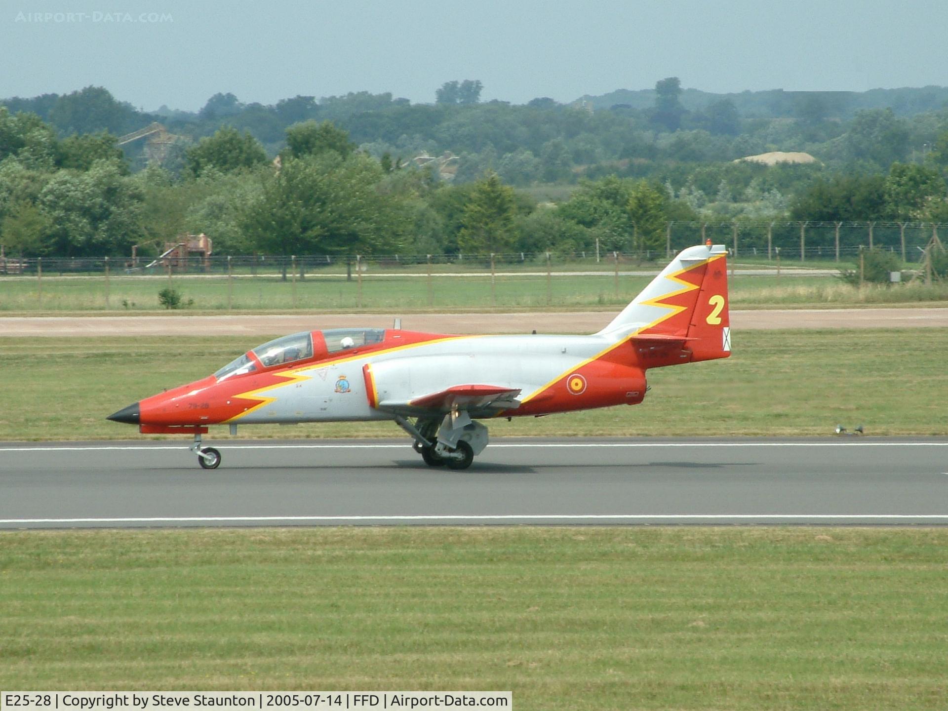 E25-28, CASA C-101EB Aviojet C/N EB01-28-028, Royal International Air Tattoo 2005
