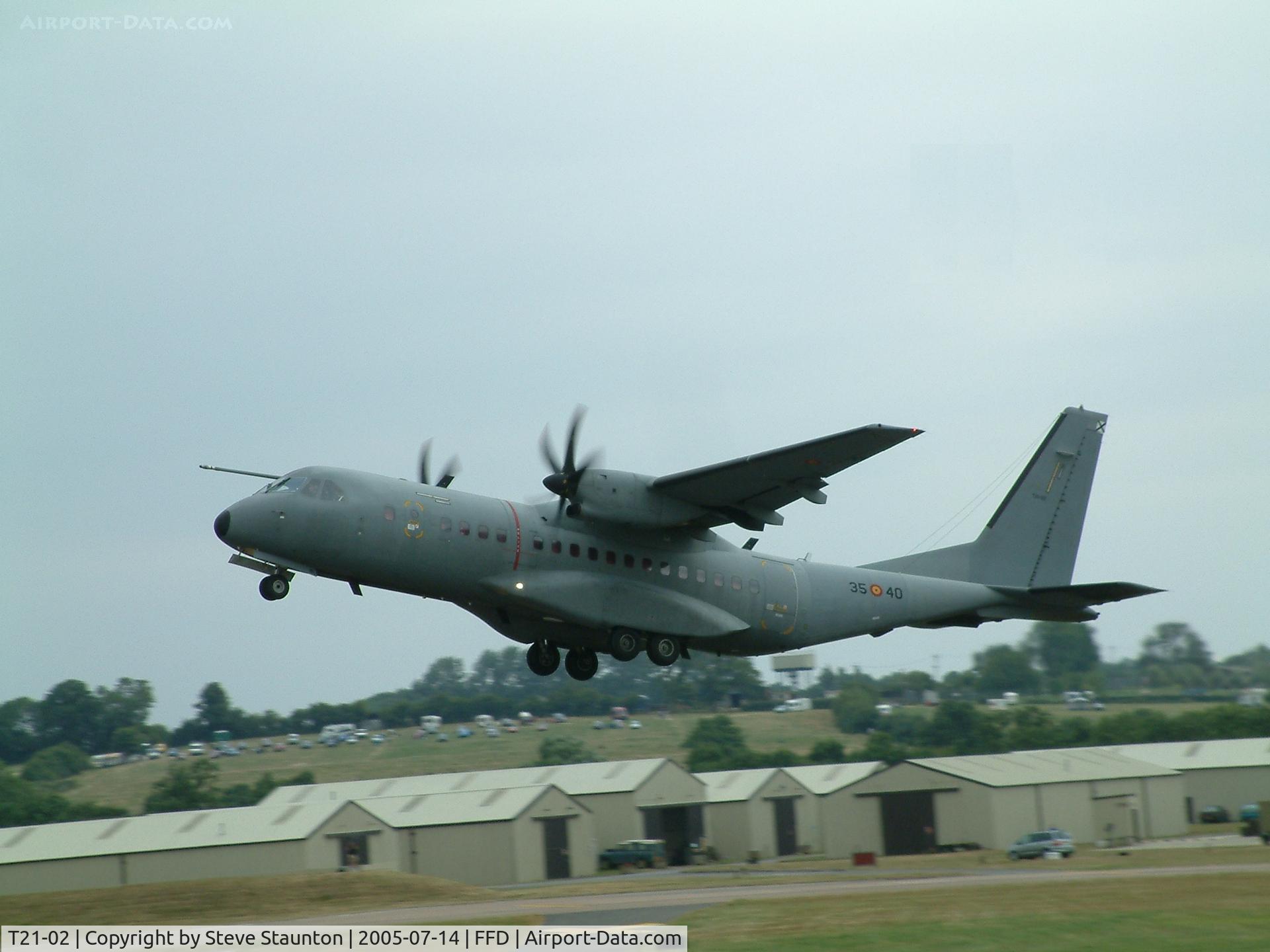T21-02, 2001 CASA C-295M C/N EA03-02-003, Royal International Air Tattoo 2005