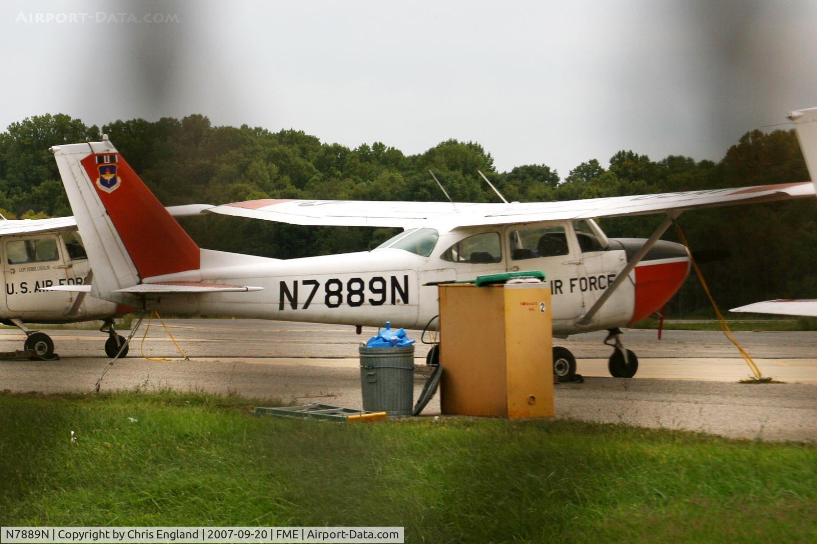 N7889N, 1967 Cessna R172E C/N R172-0280, USAF Cessna R172E at Fort Meade