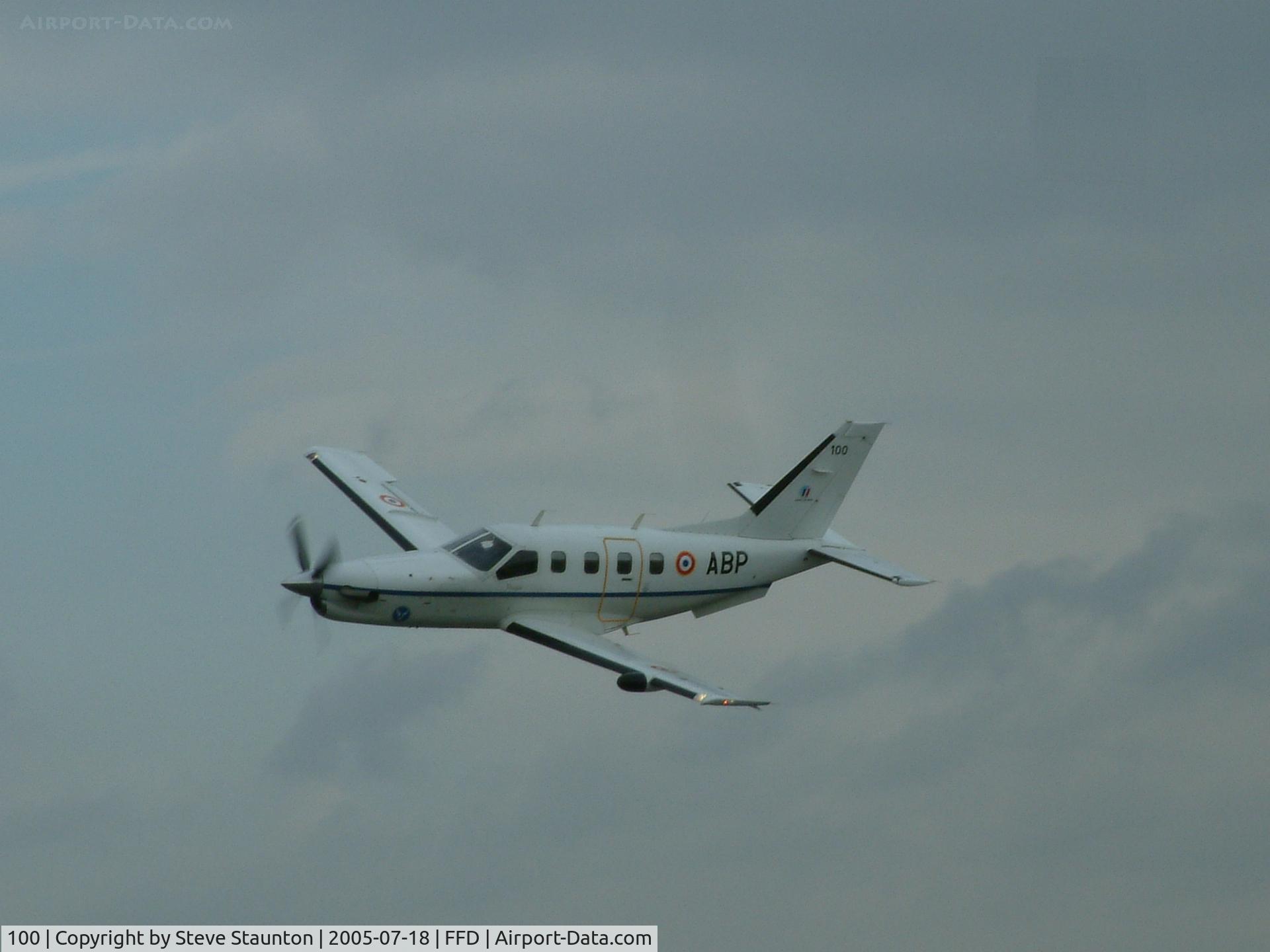 100, Socata TBM-700 C/N 100, Royal International Air Tattoo 2005
