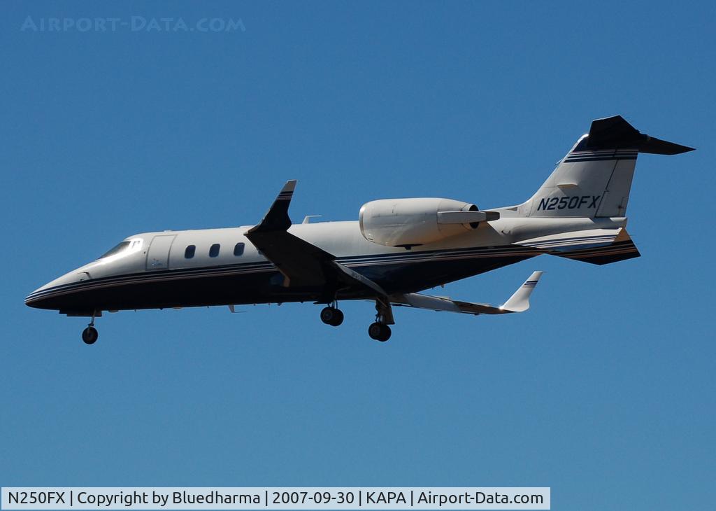 N250FX, 2000 Learjet 60 C/N 60-194, Approach to 17L