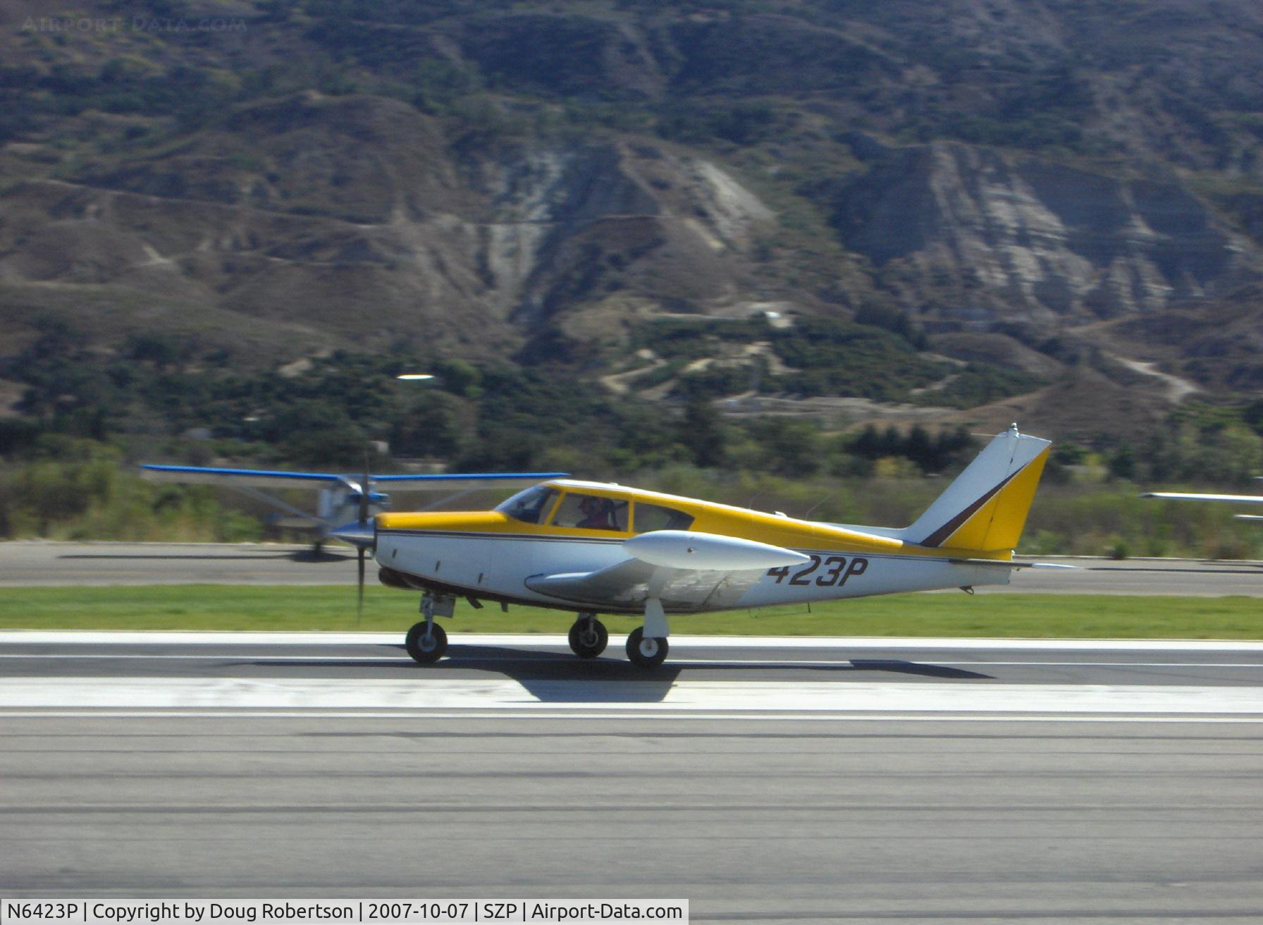 N6423P, 1959 Piper PA-24-250 Comanche C/N 24-1533, 1959 Piper PA-24-250 COMANCHE, Lycoming O-540-A1A5 250 Hp, takeoff roll Rwy 04