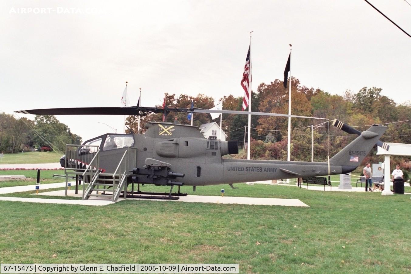67-15475, 1967 Bell AH-1G Cobra C/N 20139, AH-1F at the Veterans' Memorial in Dixon, IL