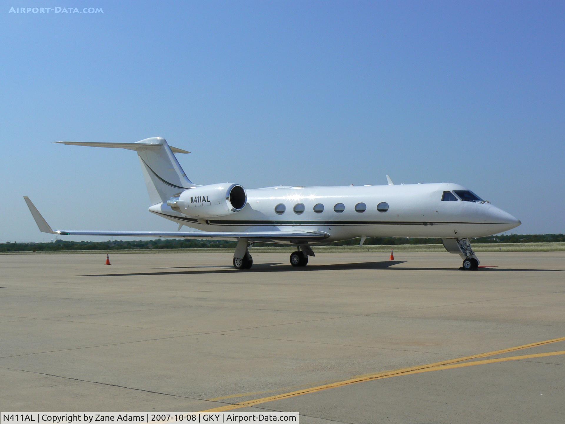 N411AL, Lenaburg Allen CHALLENGER II C/N CH204890411, on the ramp at Arlington Muni