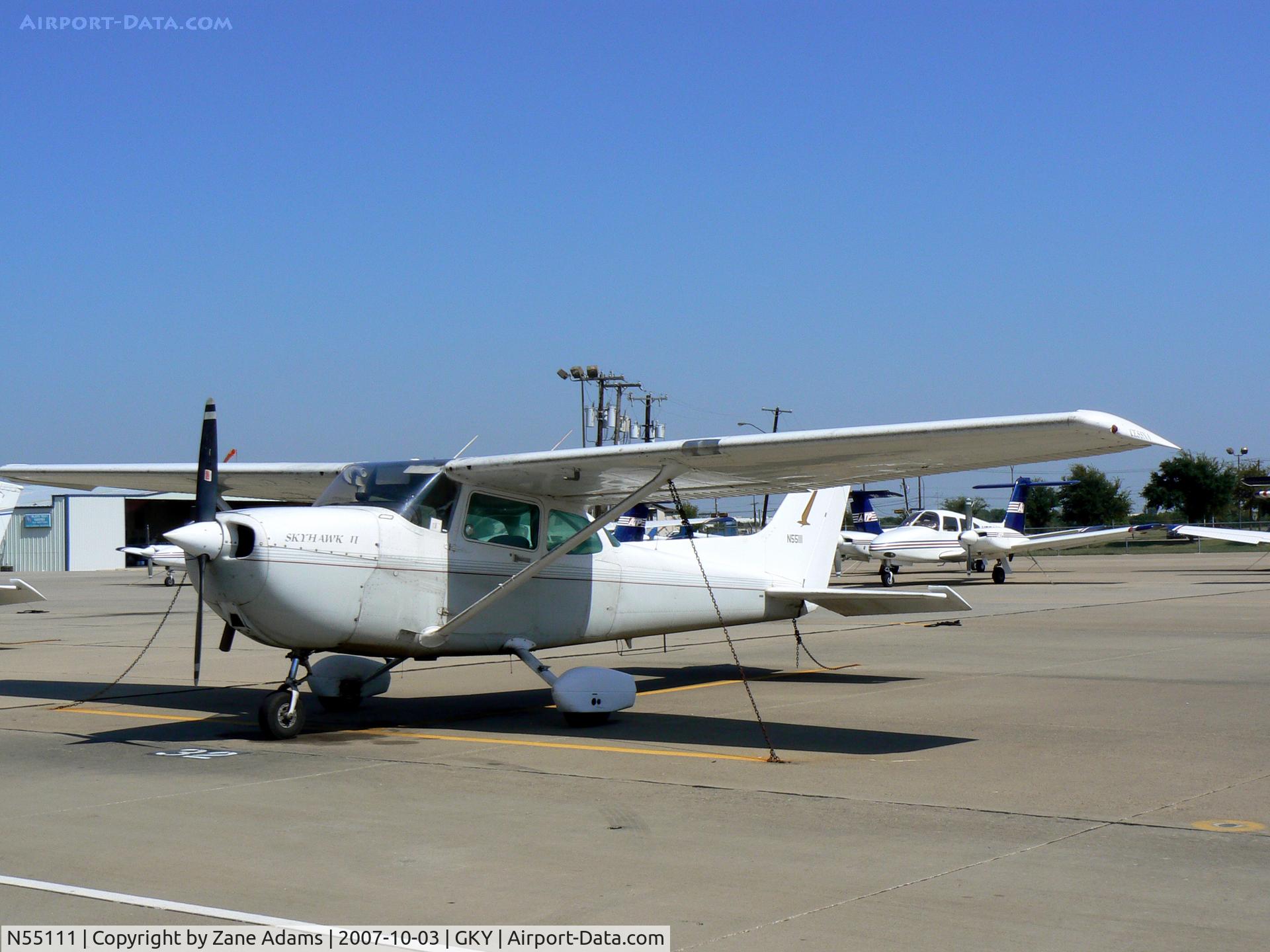 N55111, 1981 Cessna 172P C/N 17275113, on the ramp at Arlington Muni