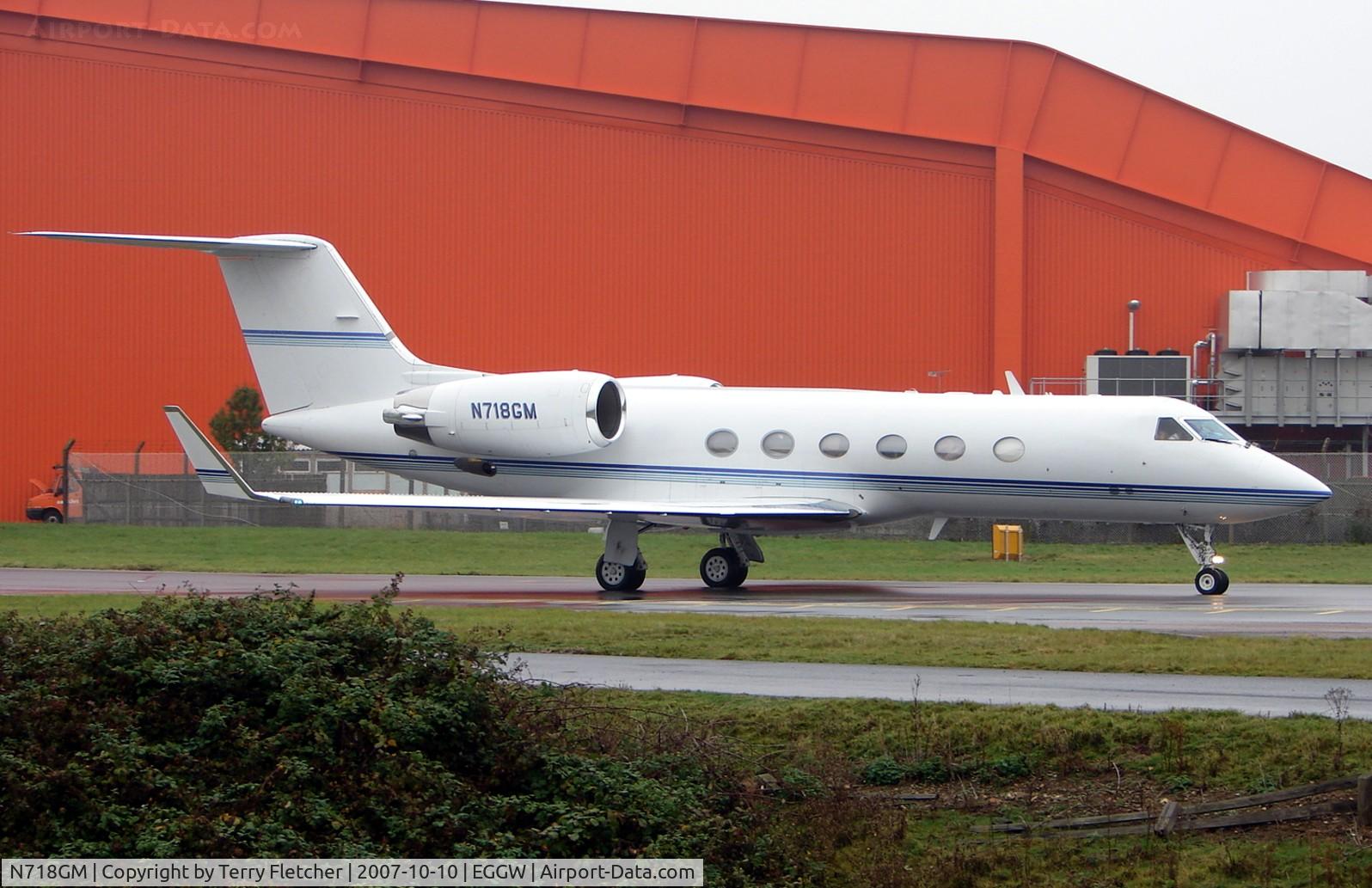 N718GM, 1996 Gulfstream Aerospace G-IV SP C/N 1294, Gulfstream at Luton UK