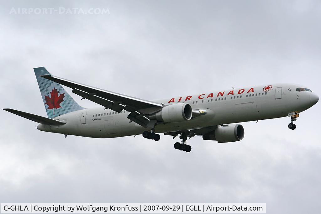 C-GHLA, 1992 Boeing 767-35H C/N 26387, on final RWY09L