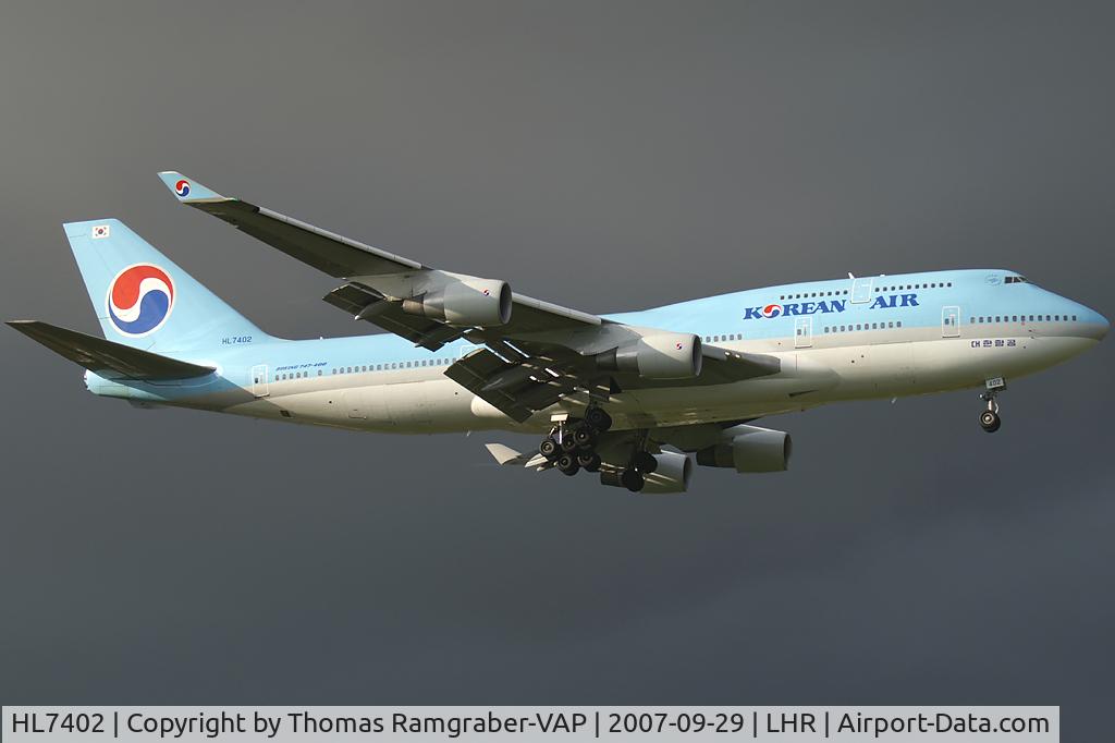 HL7402, 1998 Boeing 747-4B5 C/N 26407, Korean Air Boeing 747-400