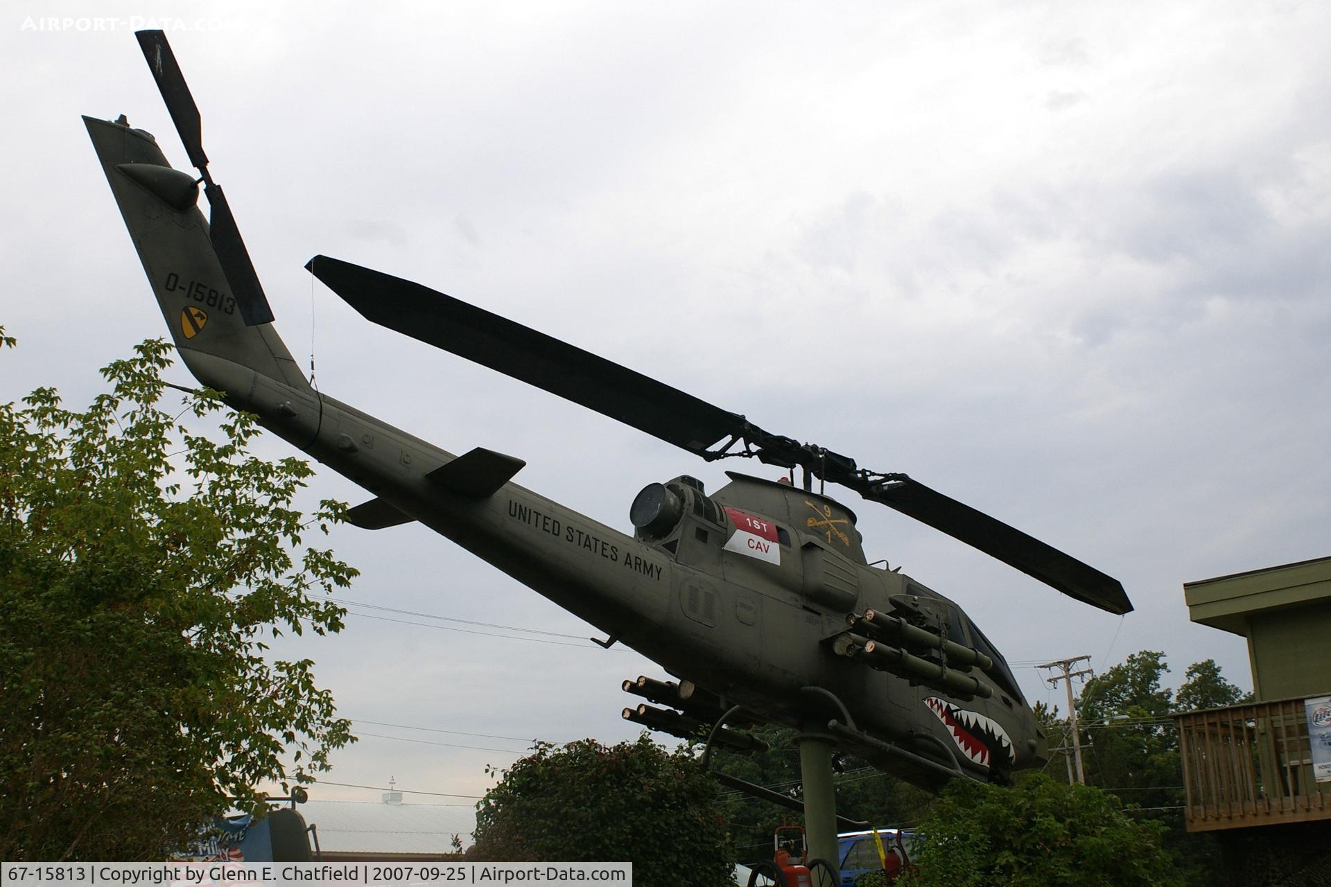 67-15813, 1967 Bell AH-1F Cobra C/N 20477, AH-1F at 
