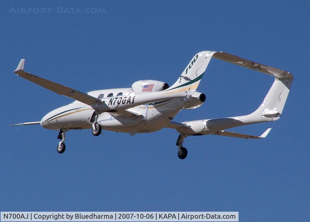 N700AJ, 2007 Adam Aircraft A700 C/N 0004, Approach to 17L