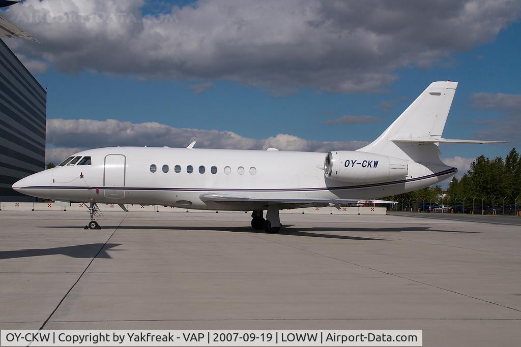 OY-CKW, 2002 Dassault Falcon 2000 C/N 166, Falcon 2000