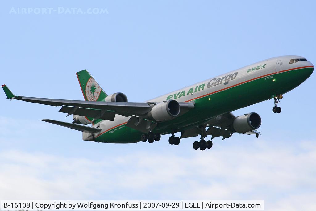 B-16108, 1997 McDonnell Douglas MD-11F C/N 48778, nice Tri-Jet on final RWY09L