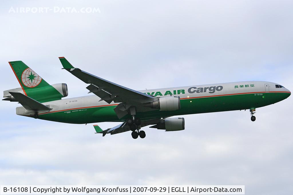 B-16108, 1997 McDonnell Douglas MD-11F C/N 48778, on final RWY09L