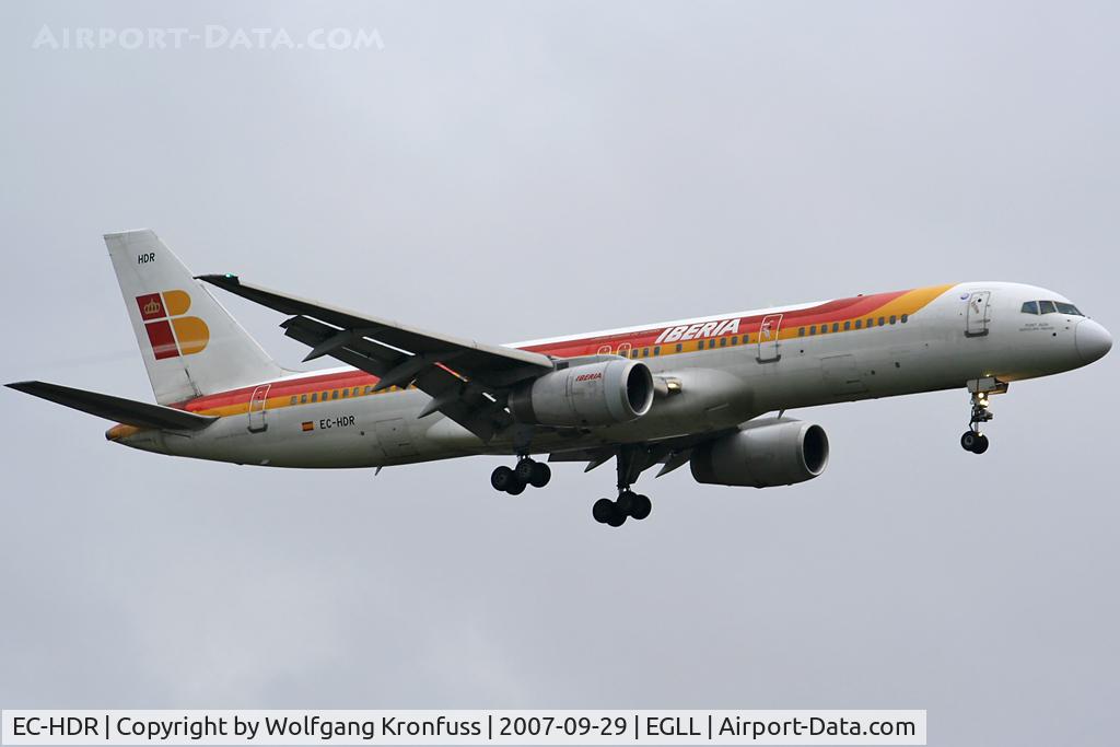 EC-HDR, 1999 Boeing 757-256 C/N 26251, on final RWY09L
