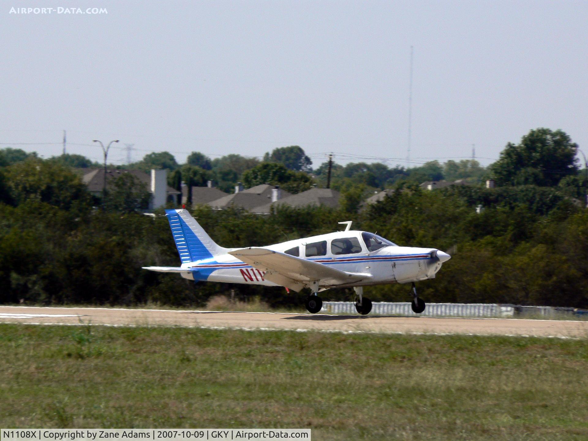 N1108X, 1975 Piper PA-28-151 C/N 28-7515389, Flight Training