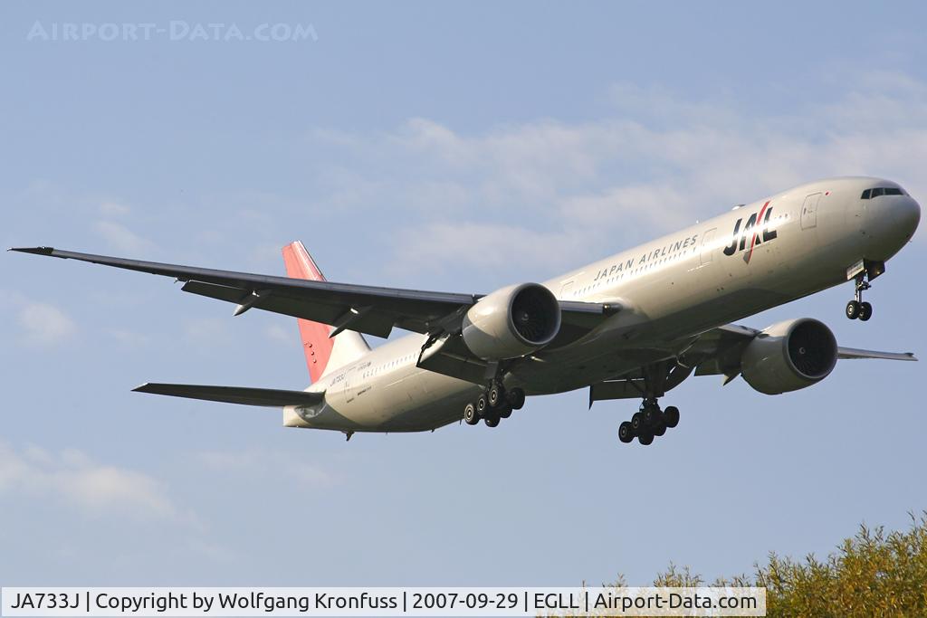 JA733J, 2005 Boeing 777-346/ER C/N 32432, looong japaneeesse!!!
