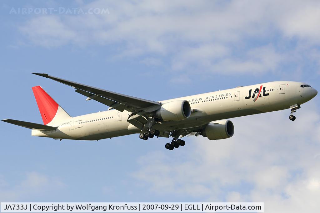 JA733J, 2005 Boeing 777-346/ER C/N 32432, looong japaneeesse!!!