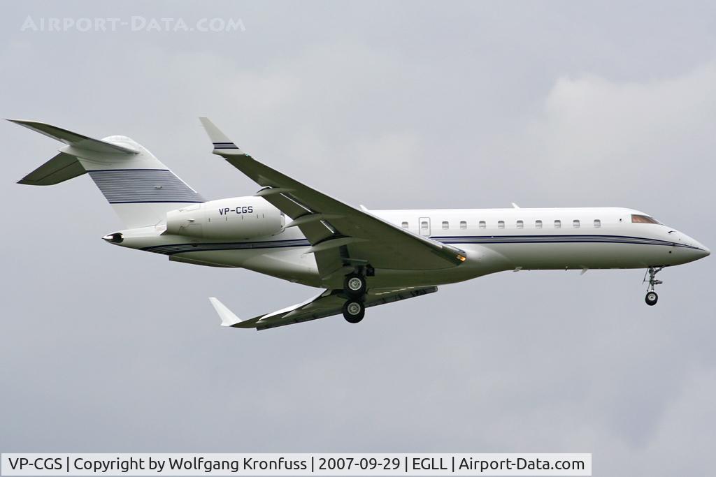 VP-CGS, 2001 Bombardier BD-700-1A10 Global Express C/N 9102, on final RWY09L