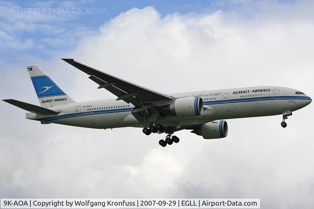 9K-AOA, 1998 Boeing 777-269/ER C/N 28743, on final RWY09L