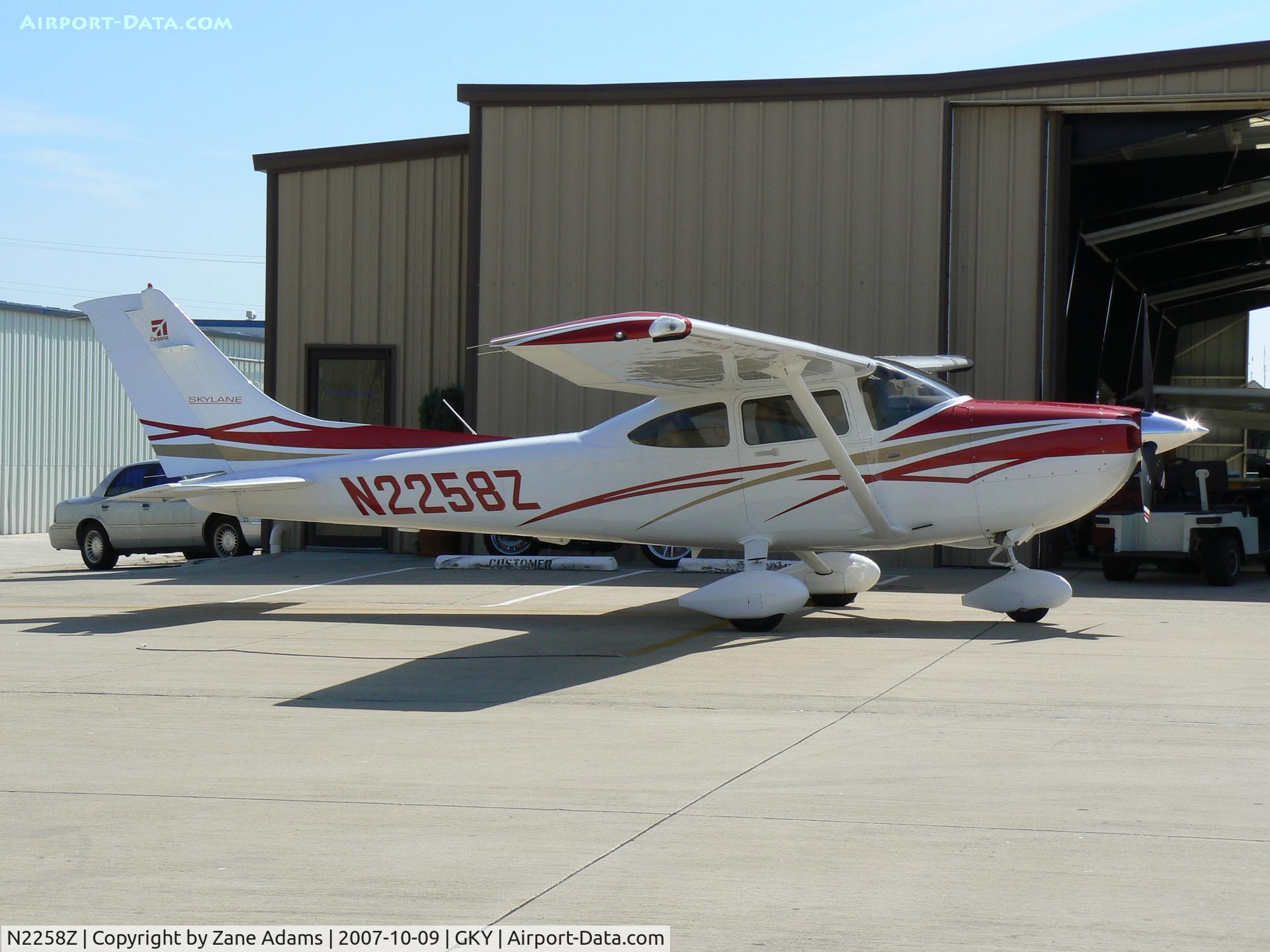 N2258Z, 2007 Cessna 182T Skylane C/N 18281937, New Cessna!