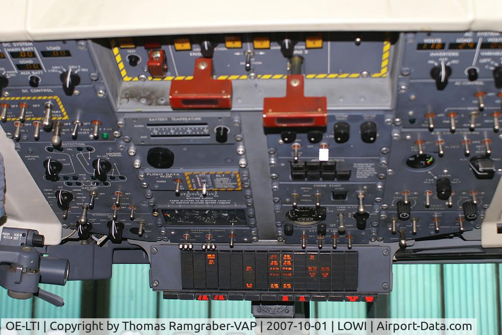 OE-LTI, 1997 De Havilland Canada DHC-8-314Q Dash 8 C/N 466, Austrian Arrows DeHavilland Canada Dash 8-300