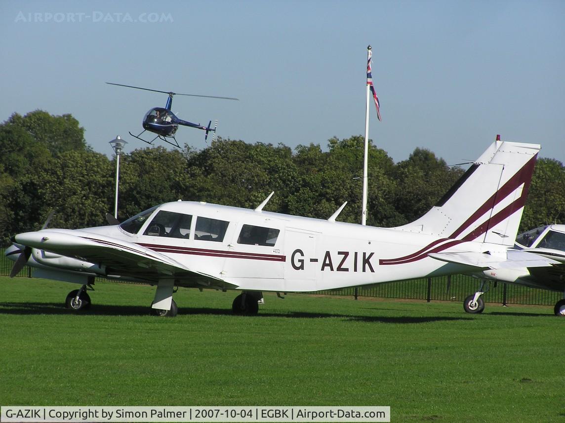 G-AZIK, 1971 Piper PA-34-200 Seneca C/N 34-7250018, Seneca visiting Sywell