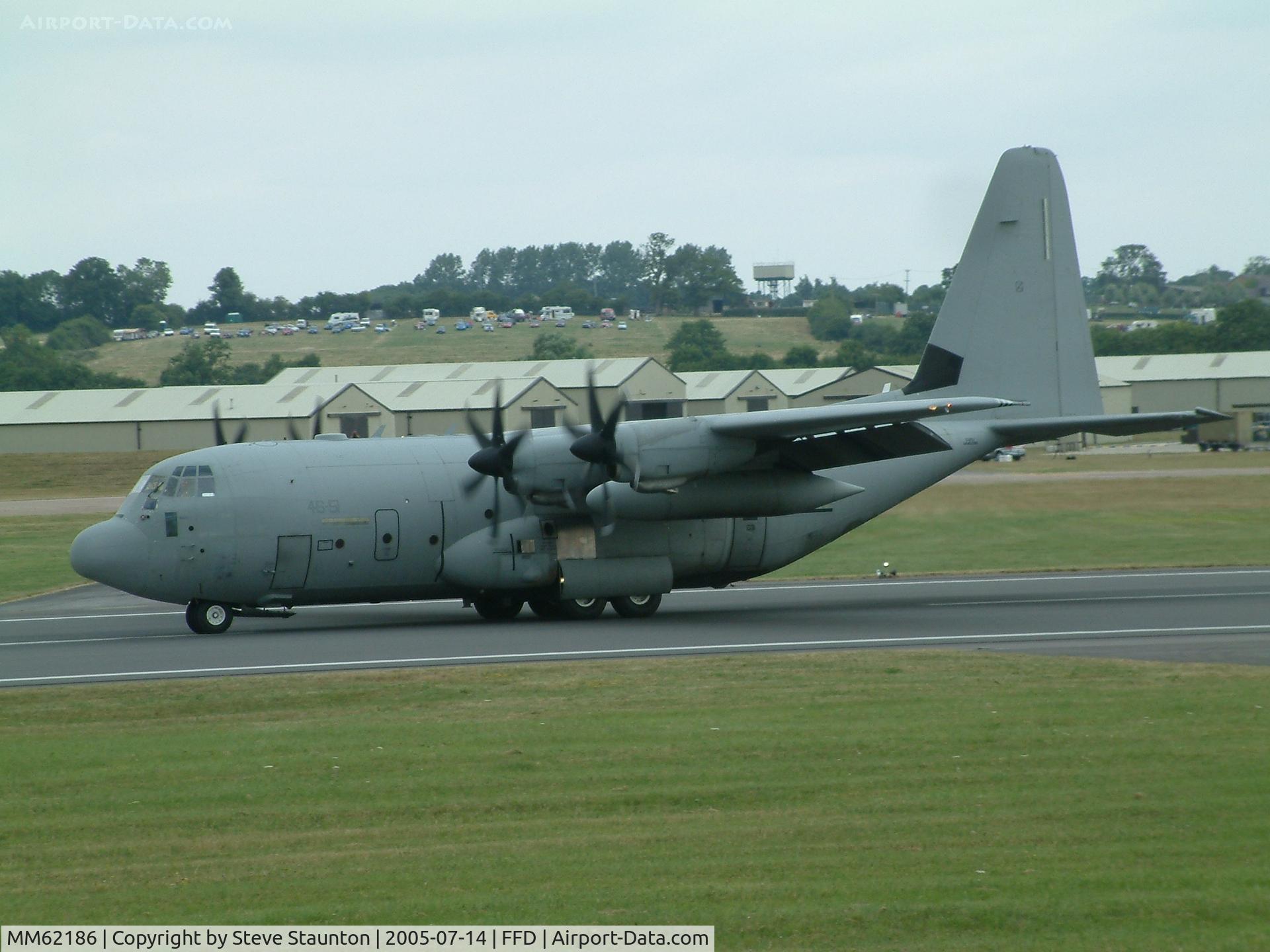 MM62186, Lockheed Martin C-130J-30 Super Hercules C/N 382-5520, Royal International Air Tattoo 2005