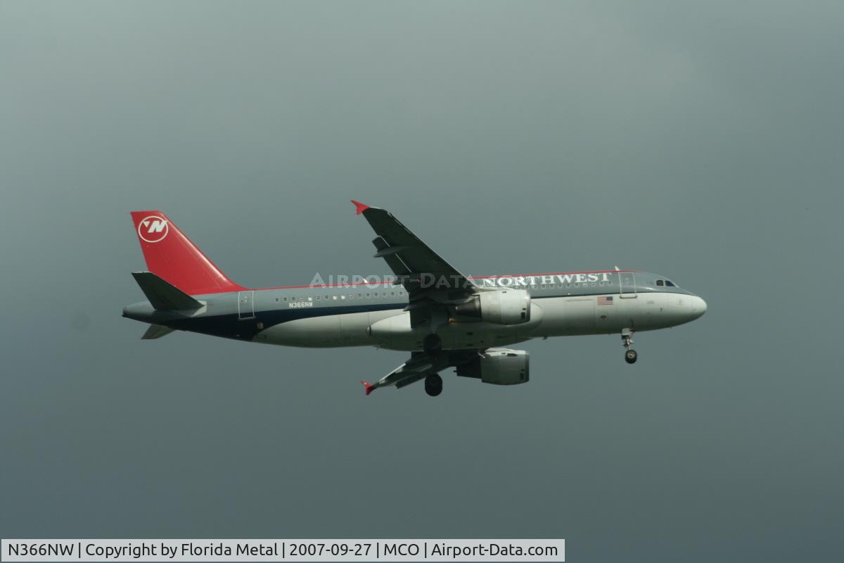 N366NW, 1999 Airbus A320-212 C/N 0981, Northwest