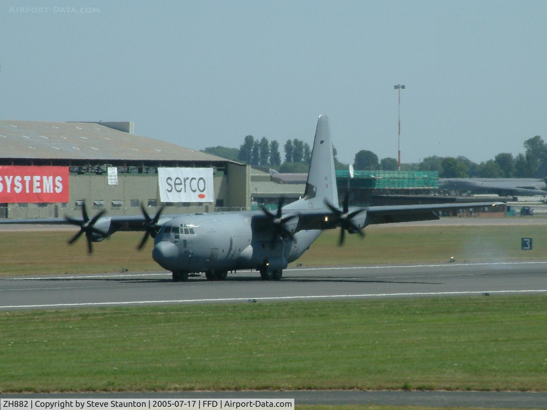 ZH882, 1999 Lockheed Martin C-130J Hercules C.5 C/N 382-5480, Royal International Air Tattoo 2005