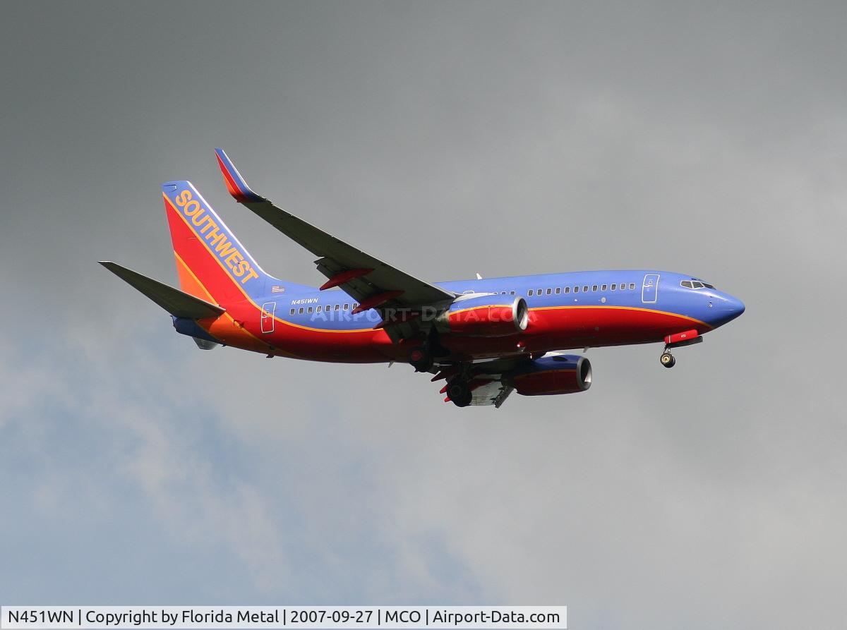 N451WN, 2004 Boeing 737-7H4 C/N 32495, Southwest