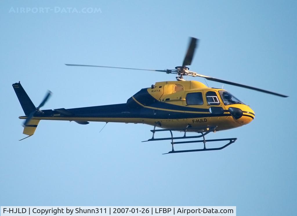 F-HJLD, 1981 Eurocopter AS-355F-2 Ecureuil C/N 5064, Passing over the airport...