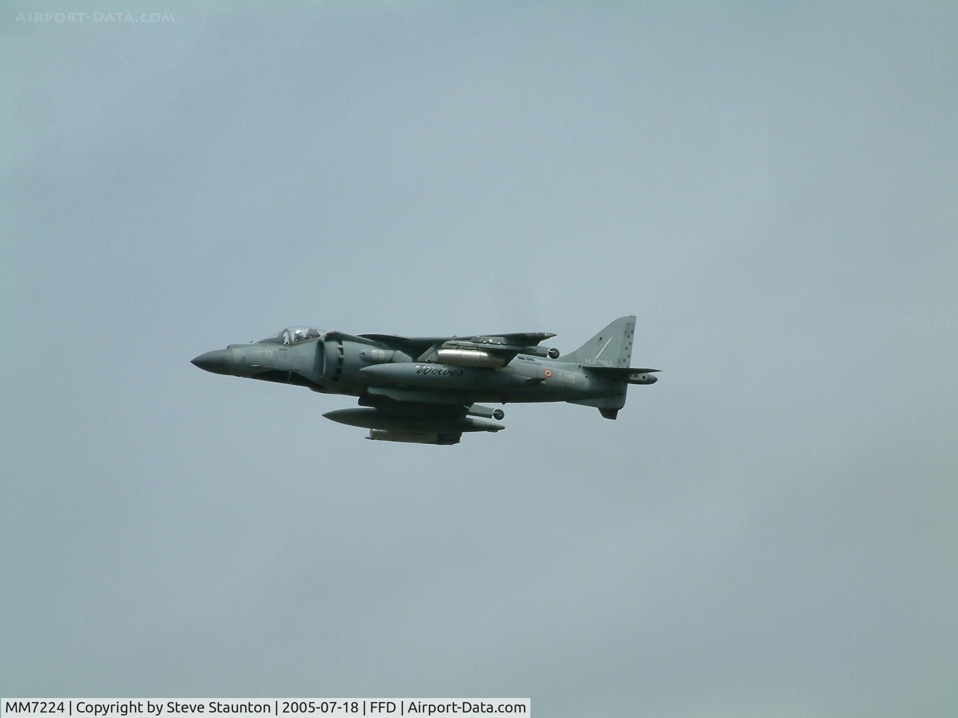 MM7224, McDonnell Douglas AV-8B+ Harrier II C/N 276/IT013, Royal International Air Tattoo 2005