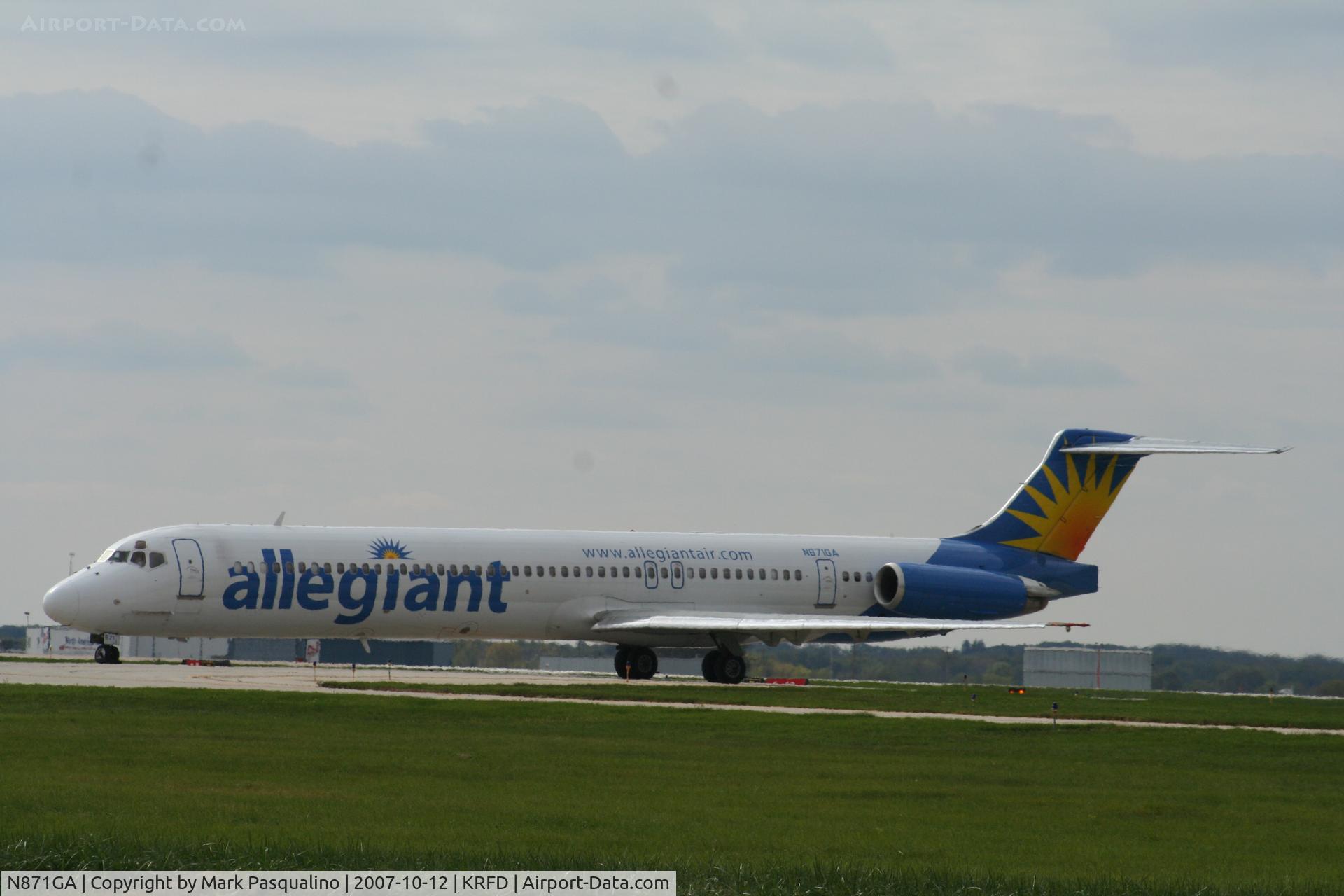 N871GA, 1996 McDonnell Douglas MD-83 (DC-9-83) C/N 53192, MD-83